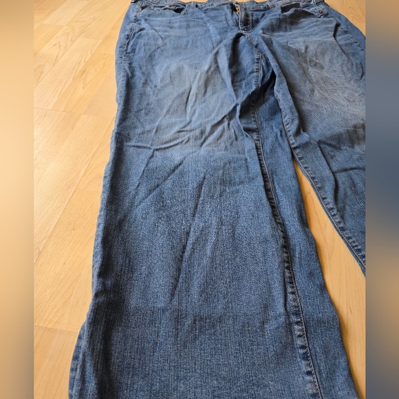 Torrid Perfect Wide Leg Vintage Stretch Jeans Size 24 Regular - Picture 5 of 12
